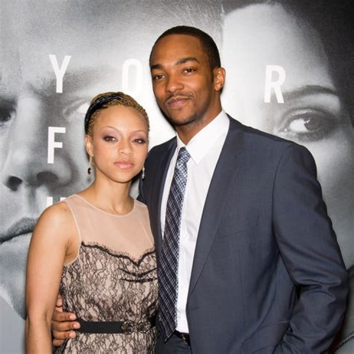 Anthony Mackie Wife