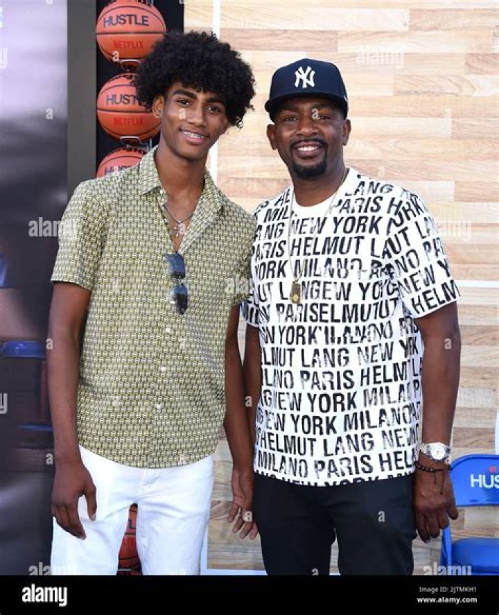 A Complex And Enigmatic Shadowhunter