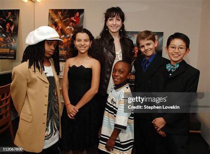 Bebe Neuwirth's Children And Family Legacy
