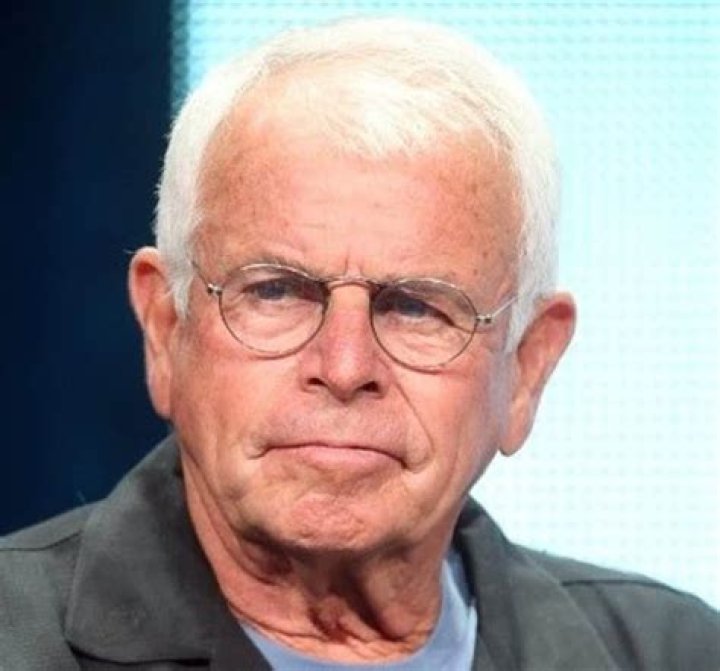 Bio William Devane
