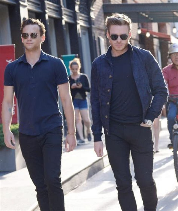 Get The Scoop On Richard Madden And Brandon Flynn's Relationship Status