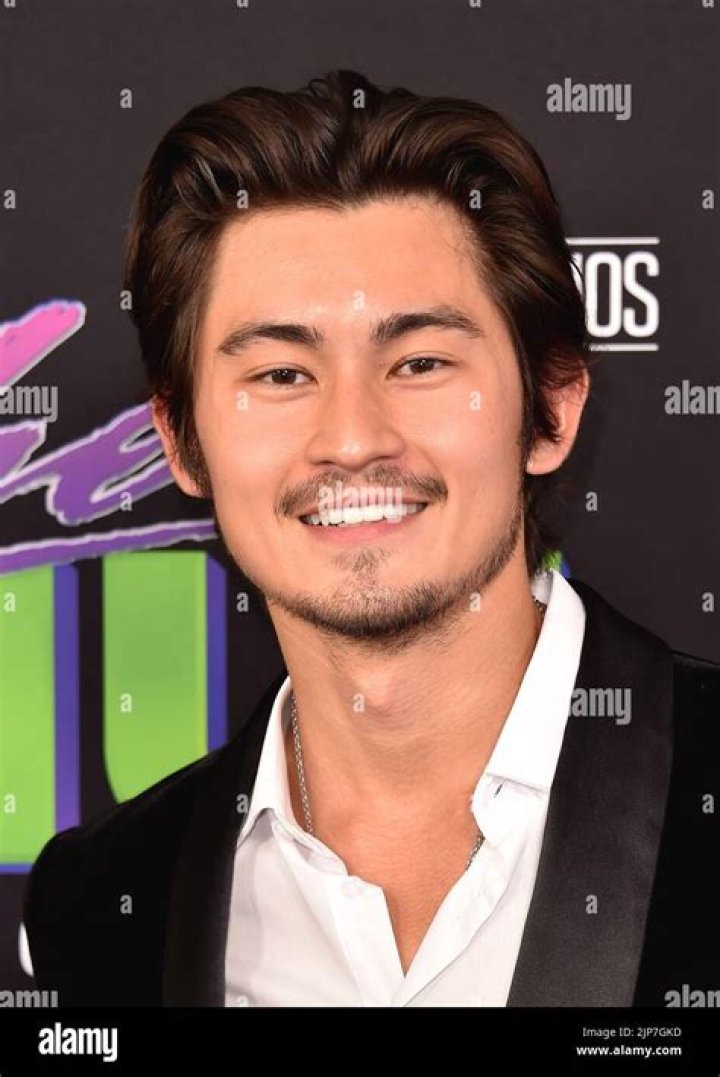 How Old Is Ian Boggs