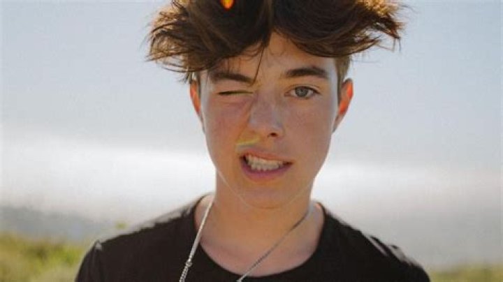 Jeremy Hutchins Net Worth