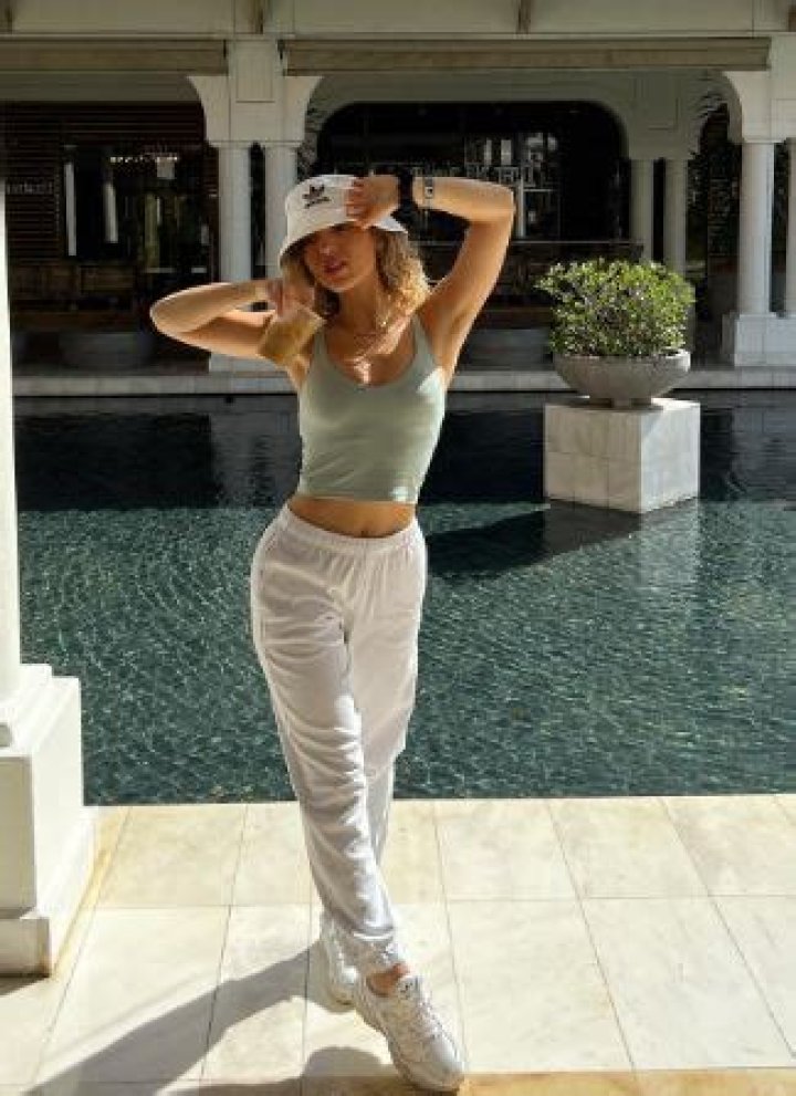 Megan Eugenio Height