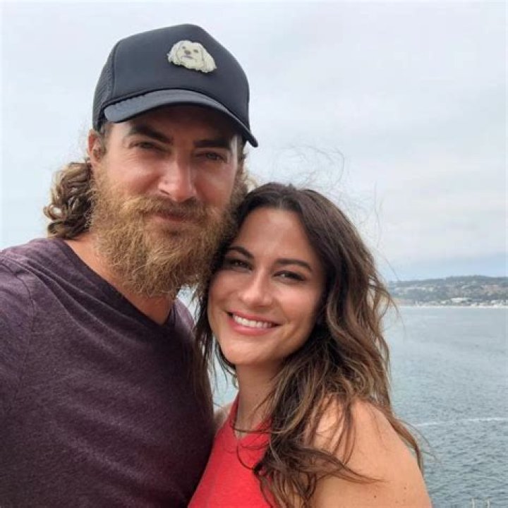 Rhett And Link Wives