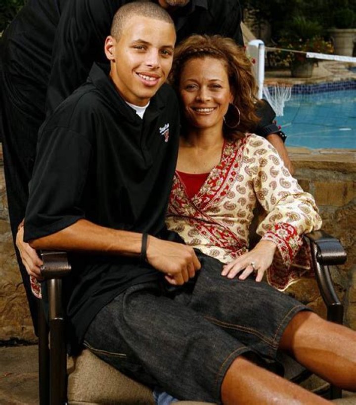 Steph Curry Mother Ethnicity