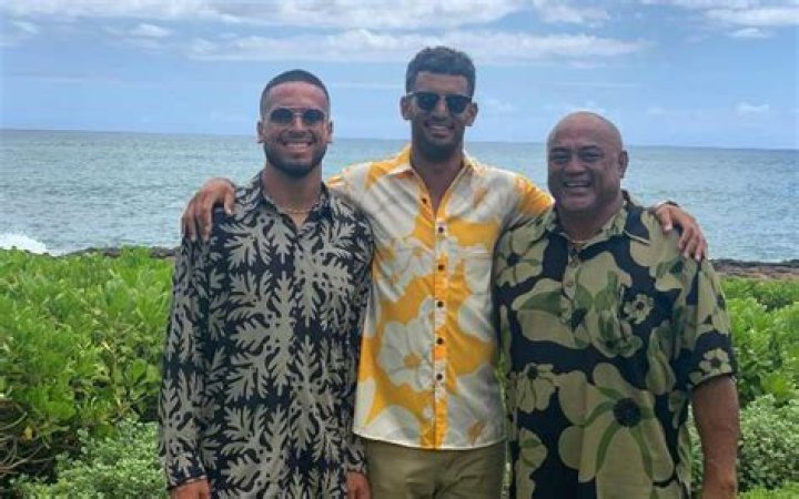 Former NFL Quarterback: Toa "Magic" Mariota